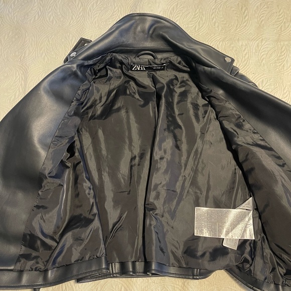 Zara black faux leather biker jacket - Picture 5 of 5